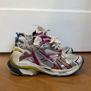 Balenciaga womens trainers — supposed to look used , authentic!